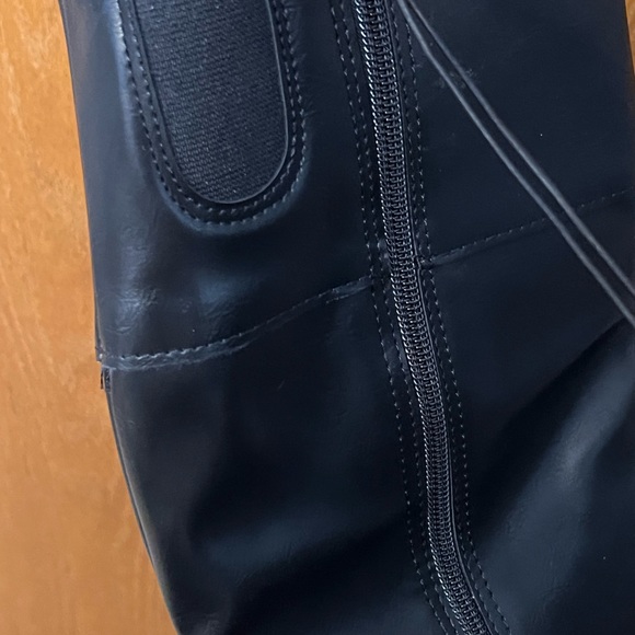 NWT St Johns Bay Womens Black  Douglas Black Heel Boots  7 NWT  (80$) - Picture 10 of 14